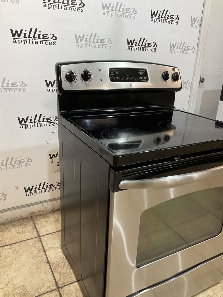 Ge Electric Stove 220volts (40/50 AMP) 30inches {no cord} (Stainless steel) 