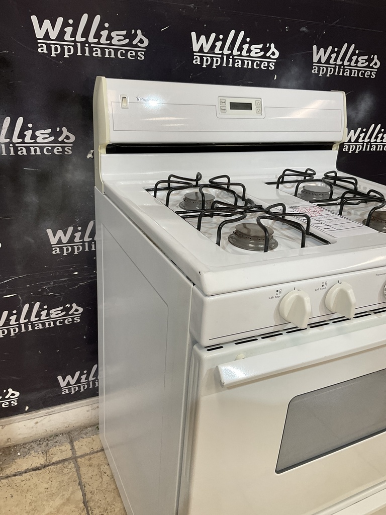 Magic Chef Natural Gas Stove 30inches (White)
