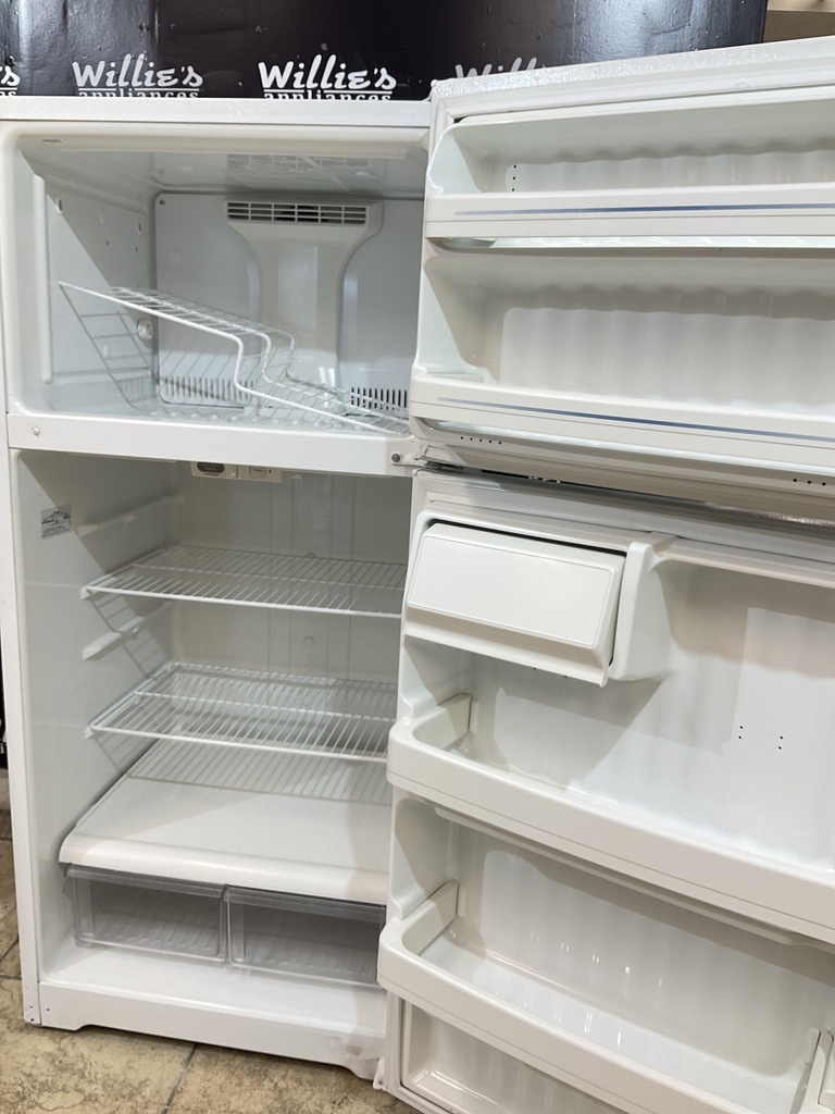 Hotpoint Refrigerator Top and Bottom 28x61 1/2” (White)