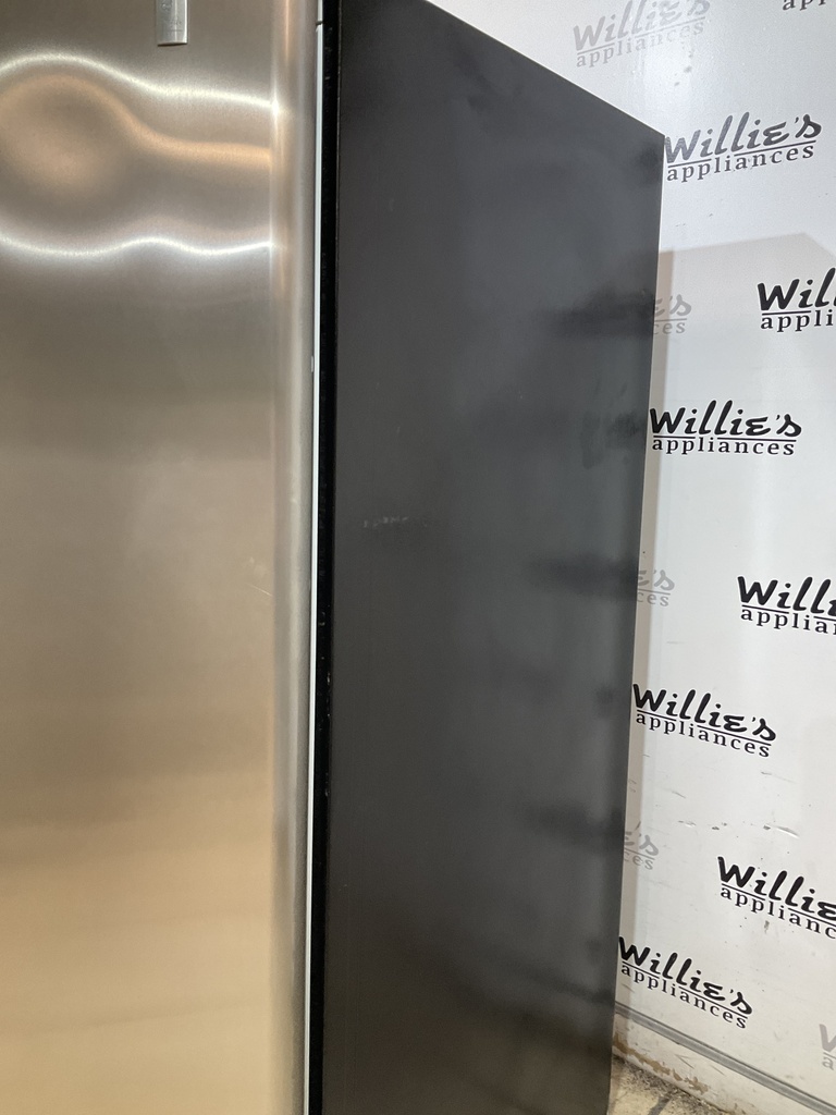 Ge Refrigerator Side by Side 36x69 1/2” (Stainless Steel) 
