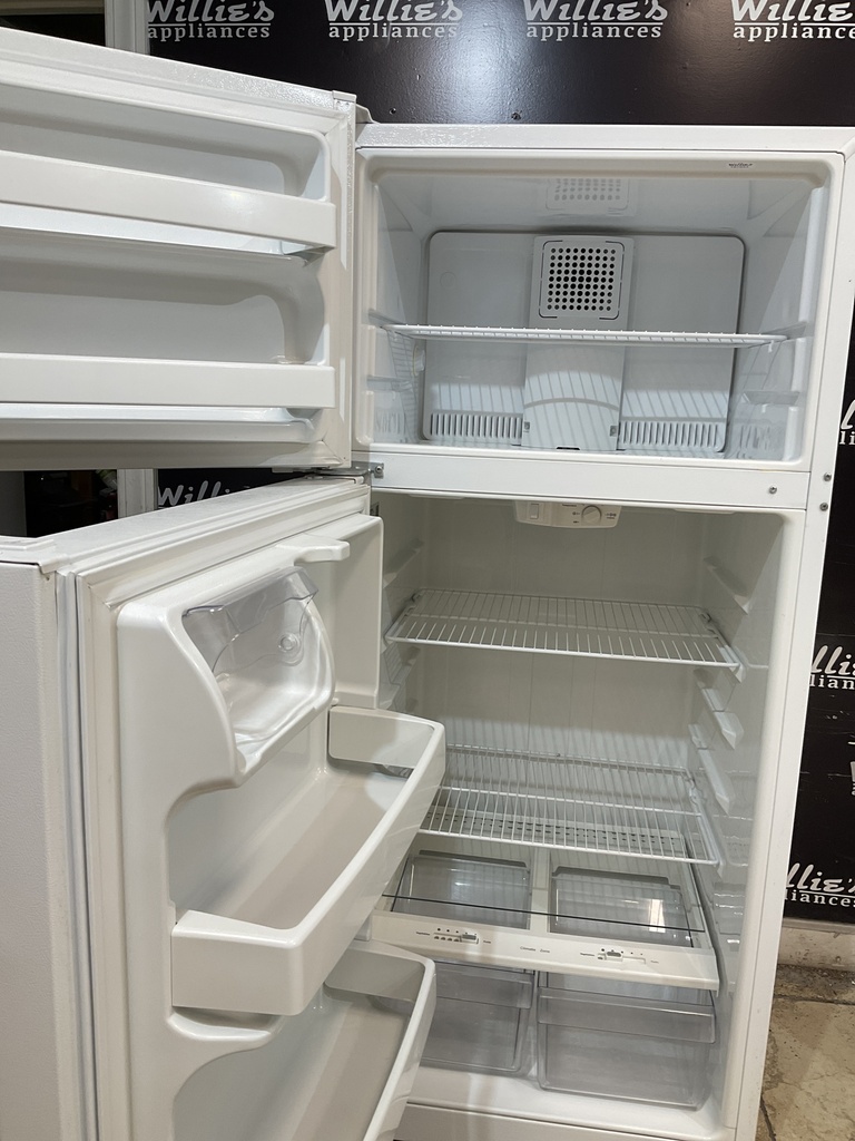 Ge Refrigerator Top and Bottom 28x64 1/2” (White) 