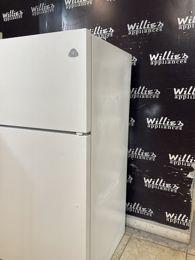 White Westinghouse Refrigerator Top and Bottom 28x60” (white)