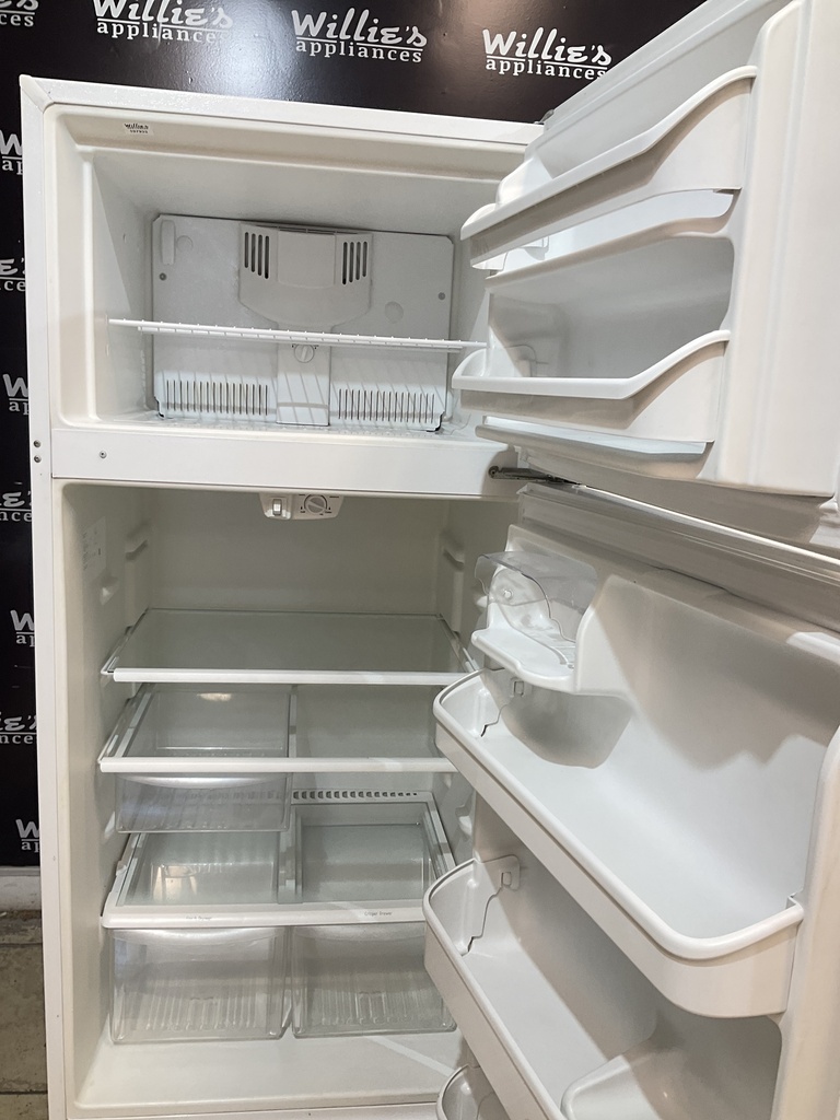 Frigidaire Refrigerator Top and Bottom 30x65 1/2” (white) 