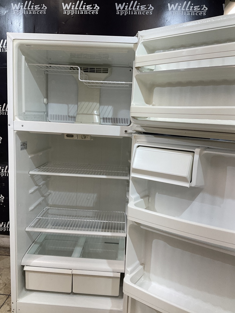 Hotpoint Refrigerator Top and Bottom 28x64 1/2” (White) 