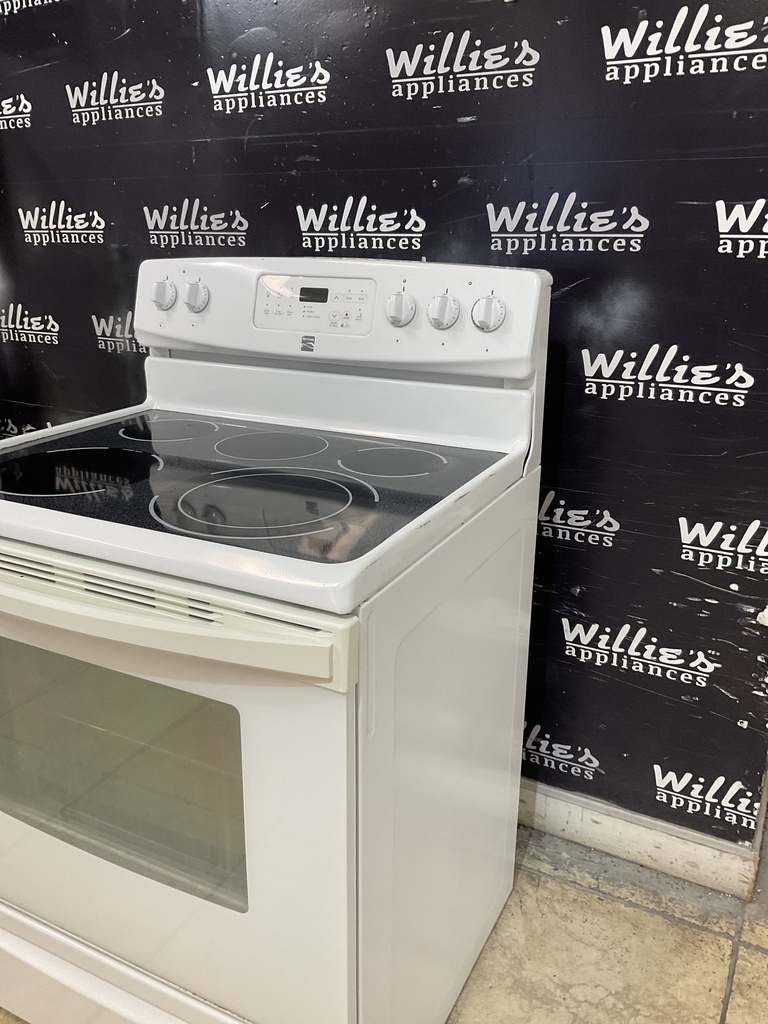 Kenmore Electric Stove 220volts (40/50 AMP) 30inches (White) 