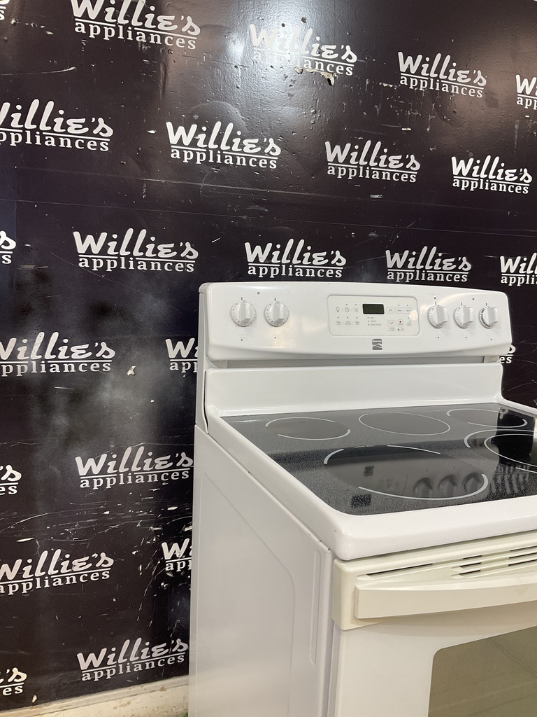 Kenmore Electric Stove 220volts (40/50 AMP) 30inches (White) 