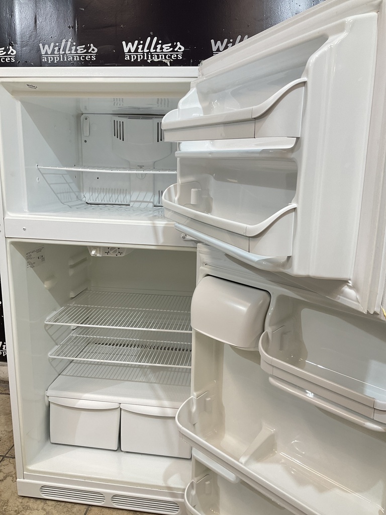 Frigidaire Refrigerator Top and Bottom 28x60 (white) 
