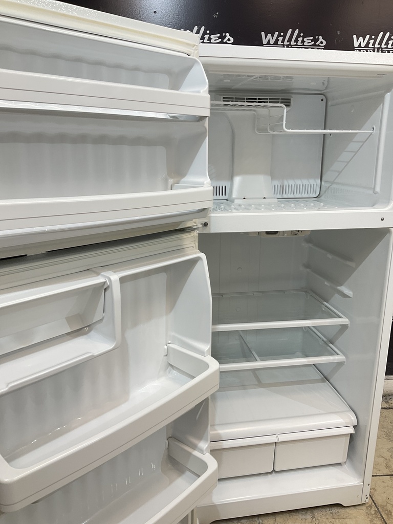 Ge Refrigerator Top and Bottom 28x61 1/2” (white) 