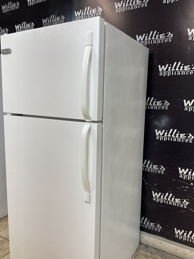 Frigidaire Refrigerator Top and Bottom 28 1/2” x65 1/2” (White) 