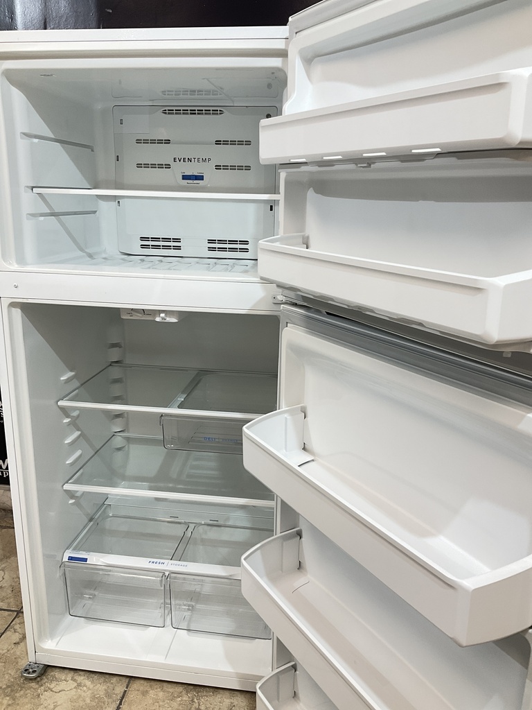 Frigidaire Refrigerator Top and Bottom 30x66 (White) 