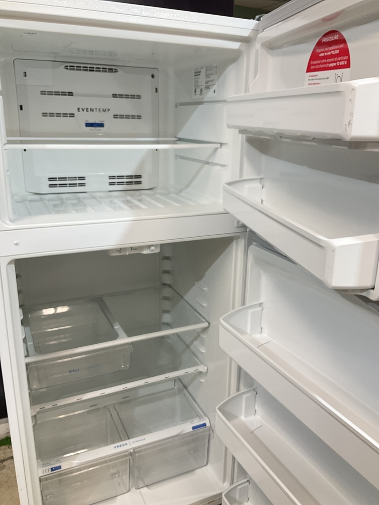 Frigidaire Refrigerator Top and Bottom 30x66 (white)