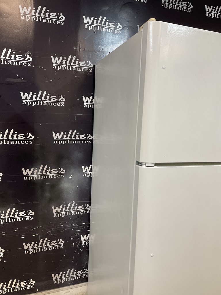 Kenmore Refrigerator Top and Bottom 30x69 (white) 