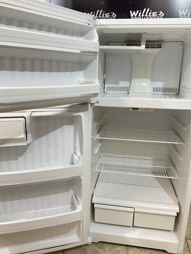 Hotpoint Refrigerator Top and Bottom 28x61 1/2” (White) 