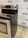 Samsung Electric Stove 220volts (40/50 AMP) 30inches {3 prong} (Stainless steel} 