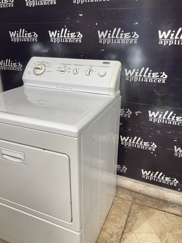 Kenmore Electric Dryer 220volts (30 AMP) 27inches {3 prong} (White) 
