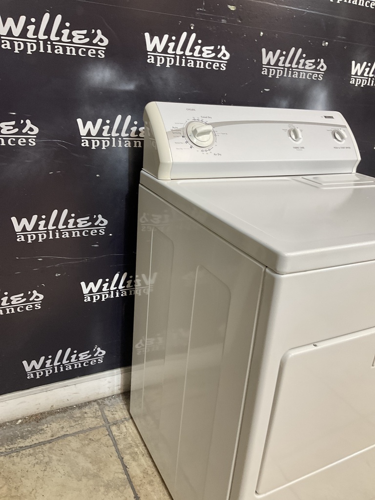 Kenmore Electric Dryer 220volts (30 AMP) 27inches {3prong} (White) 