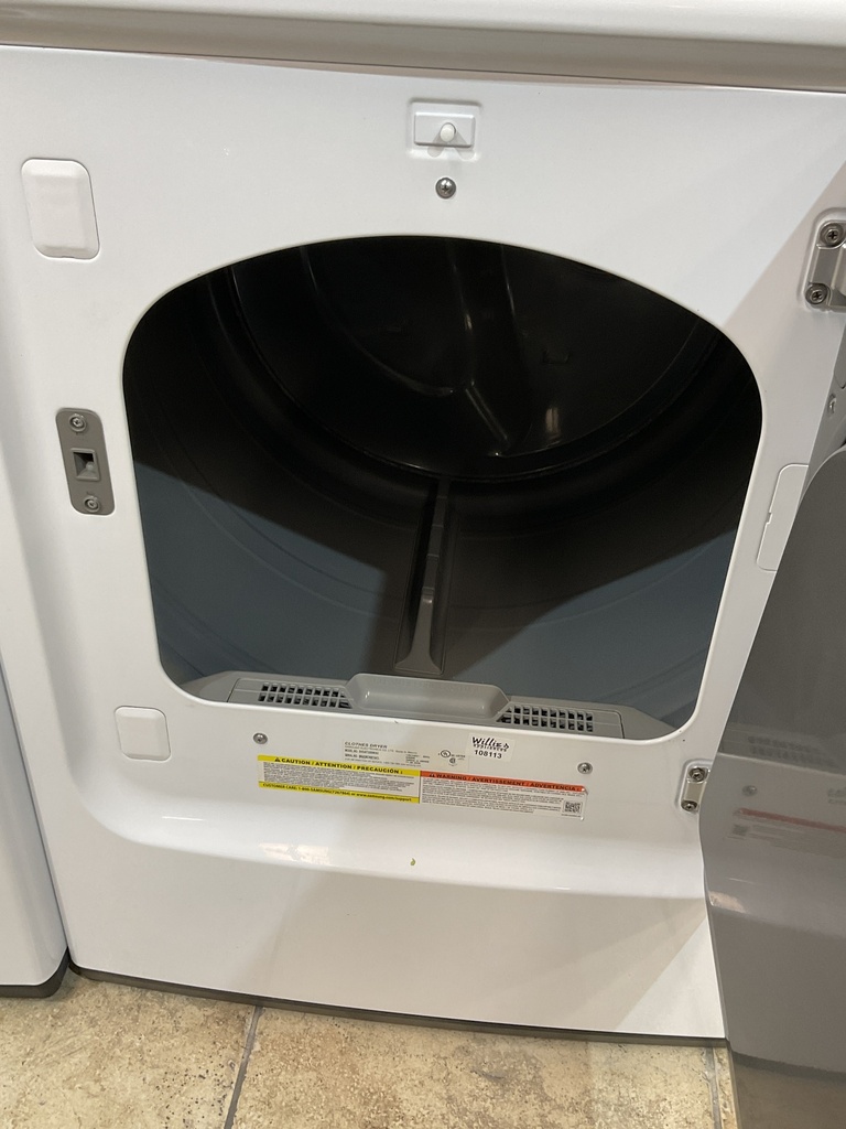Lg Electric Set Washer/Dryer 220volts (30 AMP) 27/27inches {no cord} (White) 