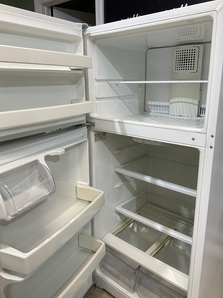Ge Refrigerator Top and Bottom 28x61 1/2” (White) 