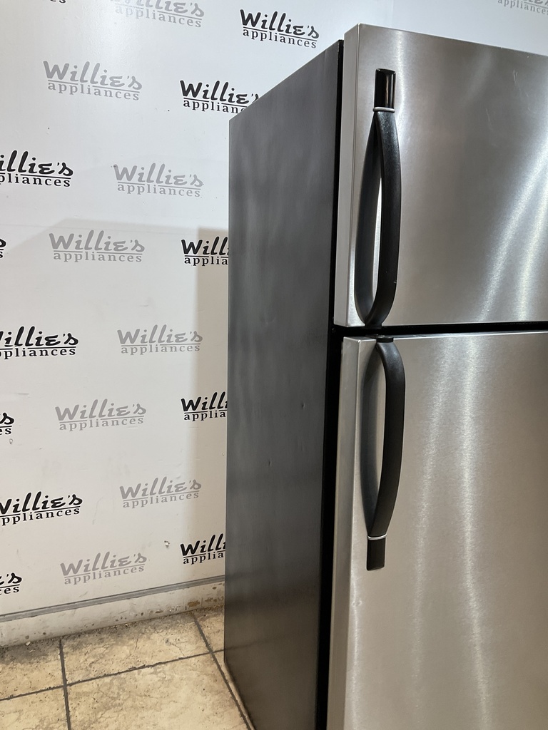 Frigidaire Refrigerator Top and Bottom 28 1/2” x 65” (Stainless Steel) 