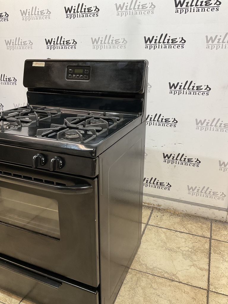 Frigidaire Gas Propane Stove 30inches (Black)