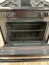 Frigidaire Gas Propane Stove 30inches (Black)