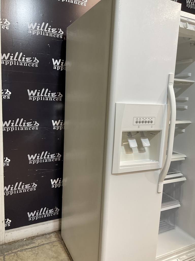 Whirlpool Refrigerator Side by Side 36x69 1/2” (White) 