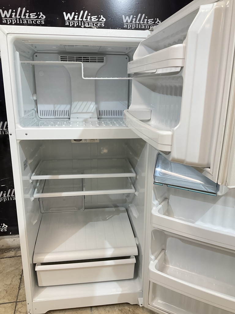 Americana Refrigerator Top and Bottom 28x61 1/2” (white) 