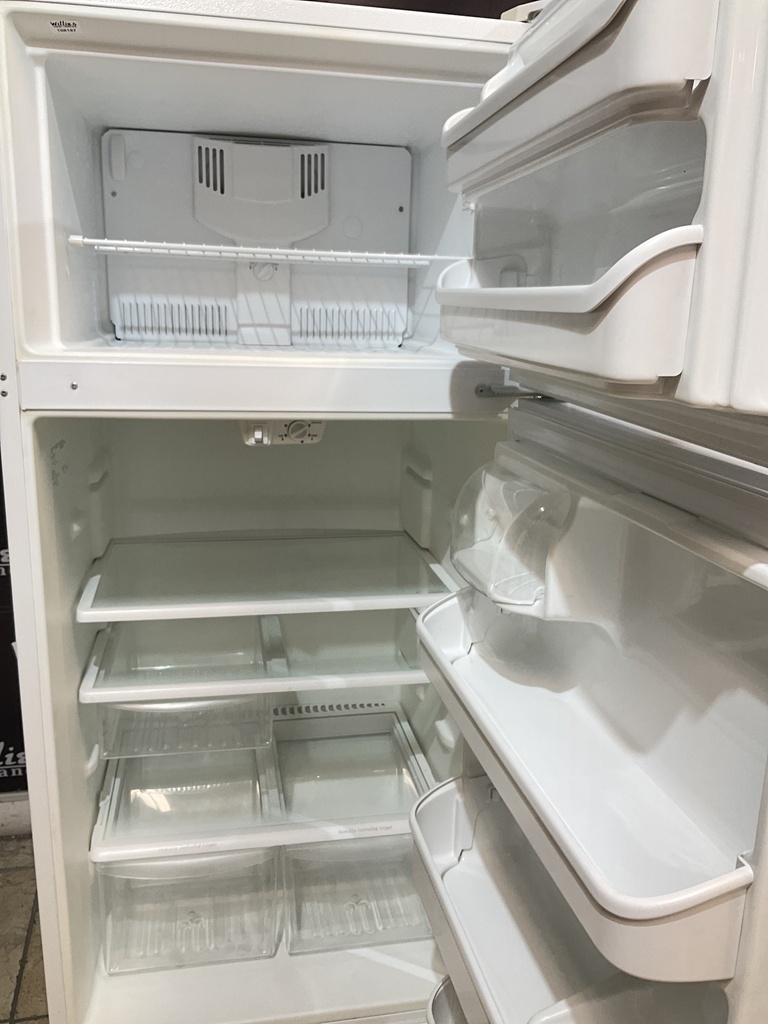 Frigidaire Refrigerator Top and Bottom 30x66 (White) 