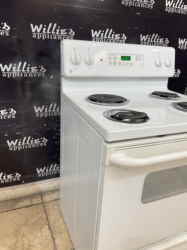 Ge Electric Stove 220volts (40/50 AMP) 30inches {4 prong} (White) 
