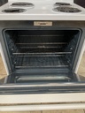 Ge Electric Stove 220volts (40/50 AMP) 30inches {4 prong} (White) 