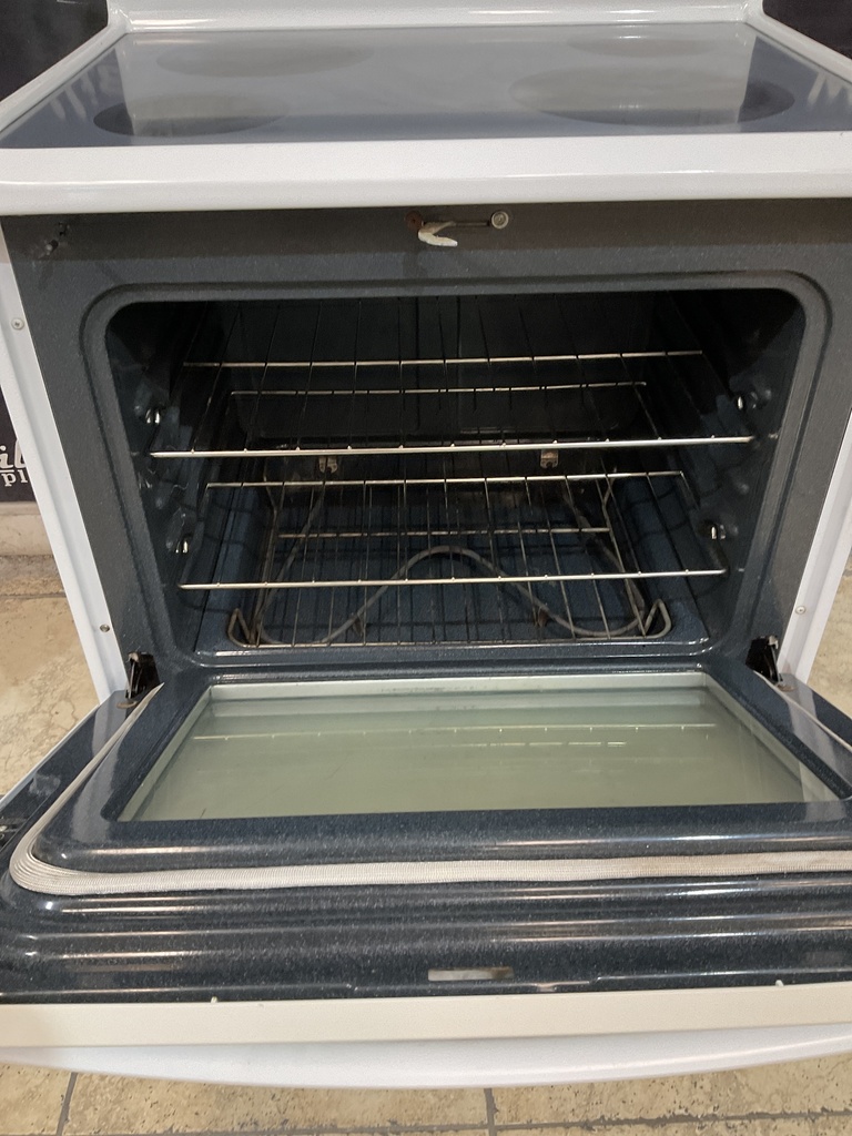 Frigidaire Electric Stove 220volts (40/50AMP) 30inches {no cord} (White) 