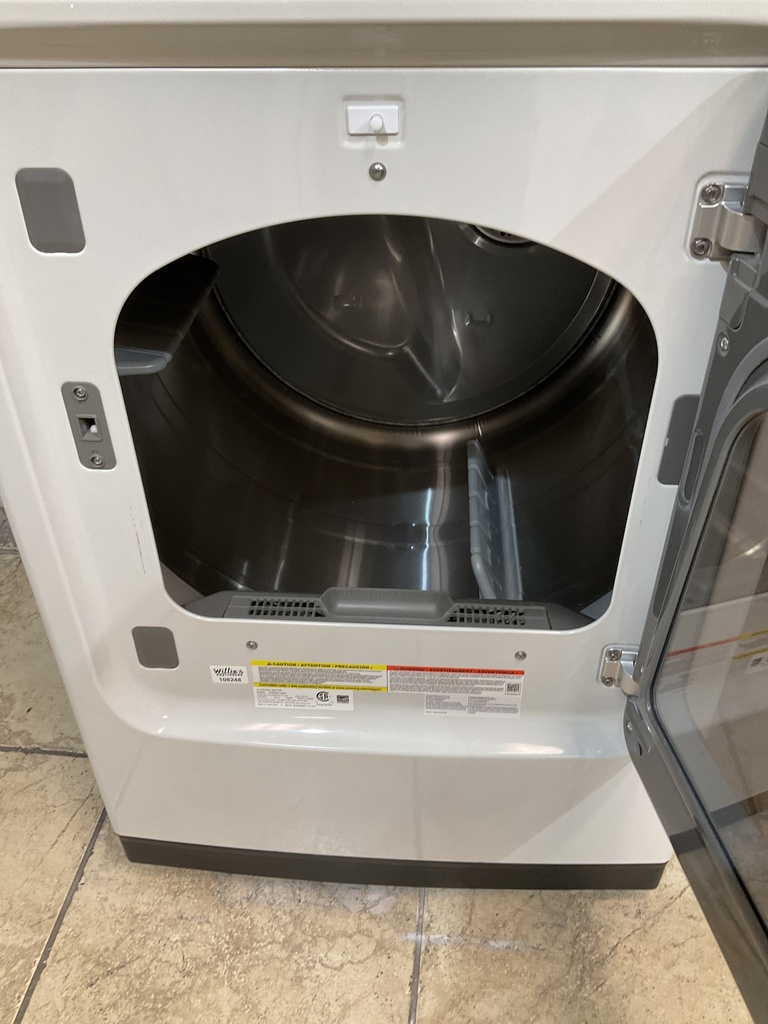 Samsung Electric Dryer 27inches {no cord}