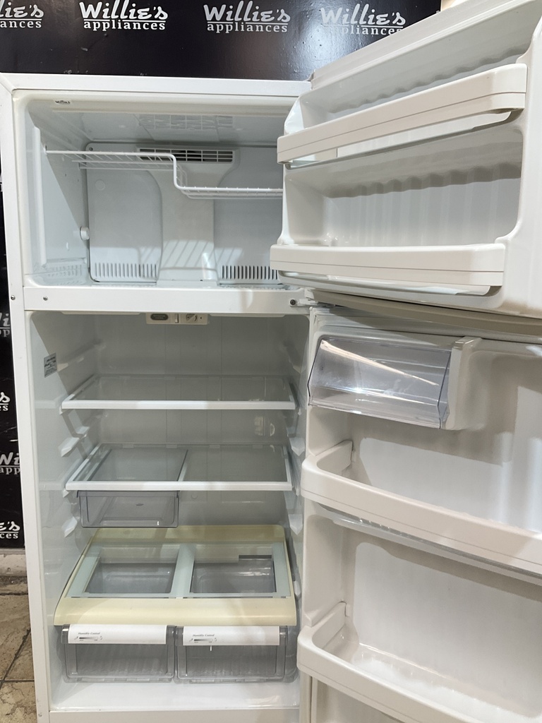 Ge Refrigerator Top and Bottom 28x64 1/2” (white) 