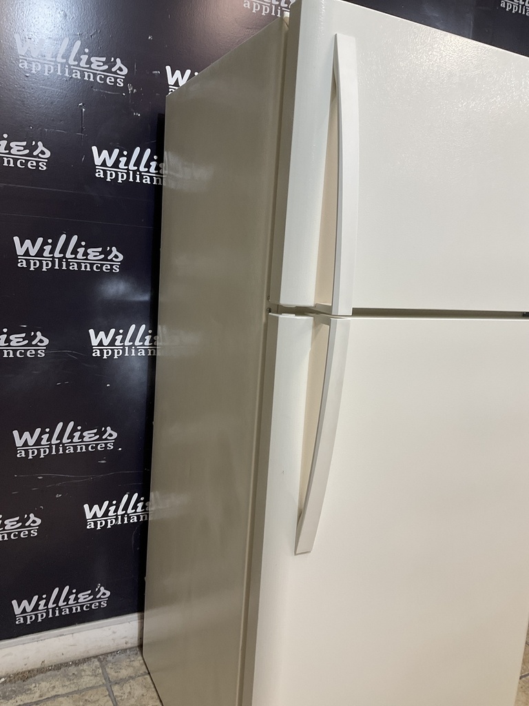 Kenmore Refrigerator Top and Bottom 30x66 (Bisque) 