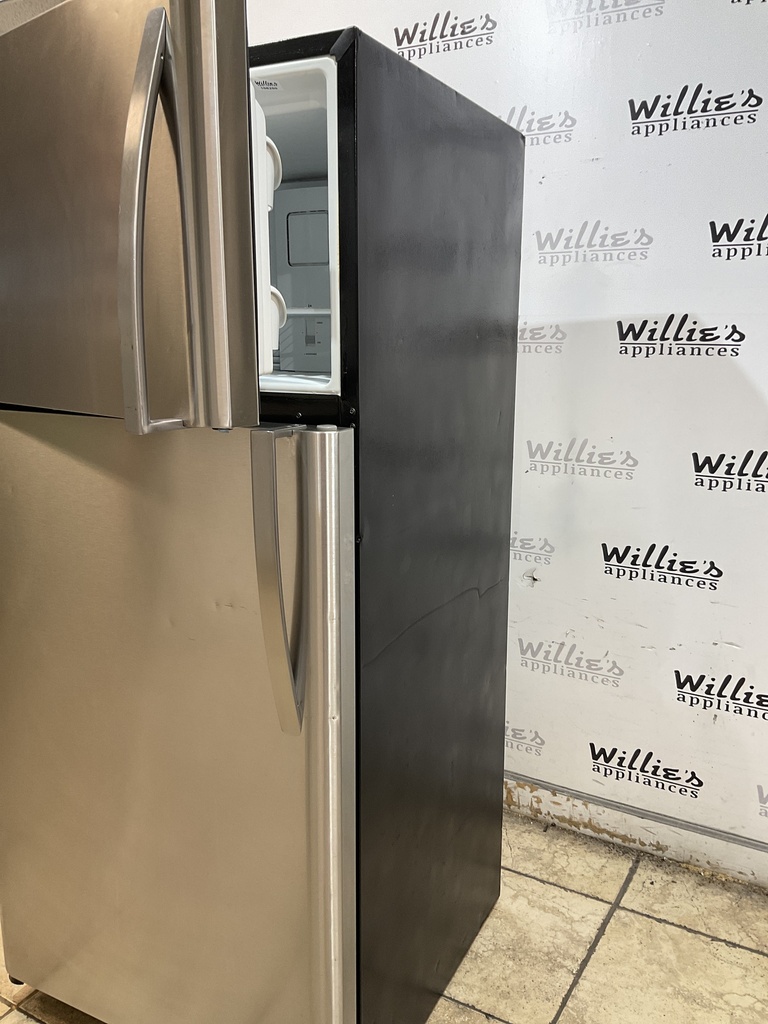 Kenmore Refrigerator Top and Bottom 30x65 1/2” (Stainless Steel) 