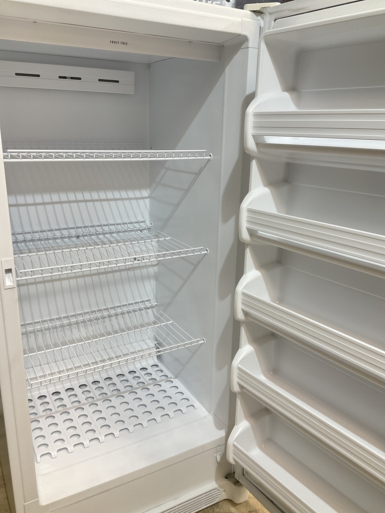 Frigidaire Freezer Upright 28x60 (white) 
