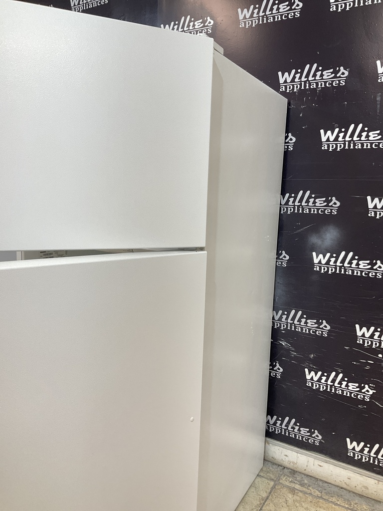 Kenmore Refrigerator Top and Bottom 33x66 (white) 