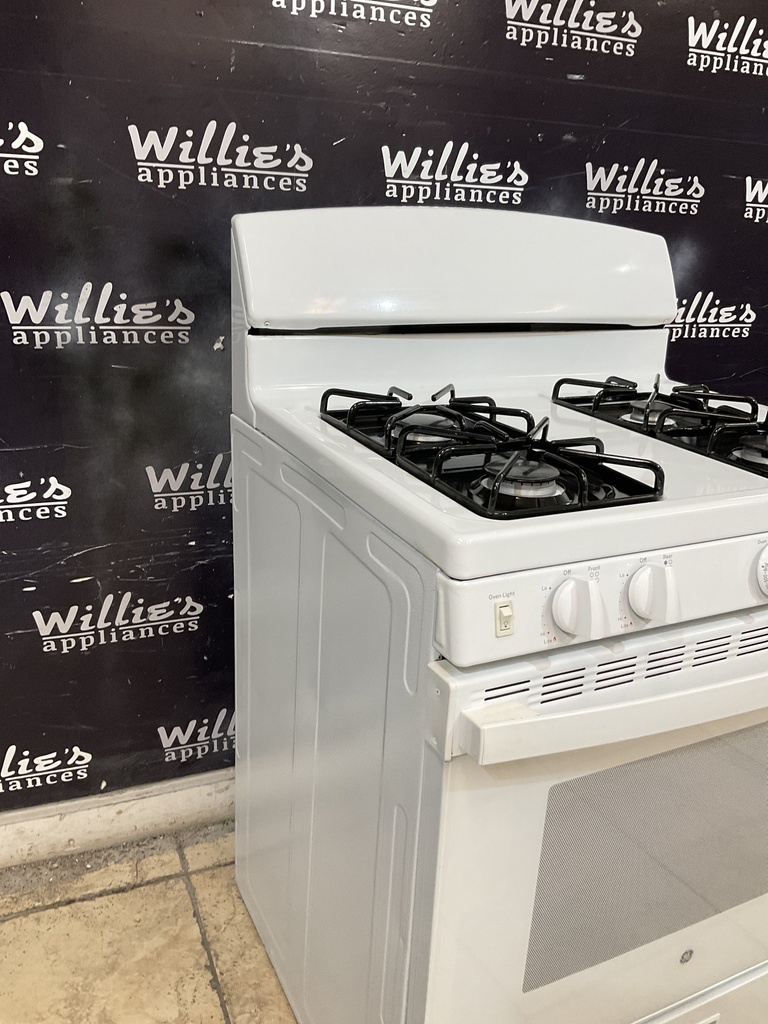 Ge Natural Gas Stove 30inches (White) 