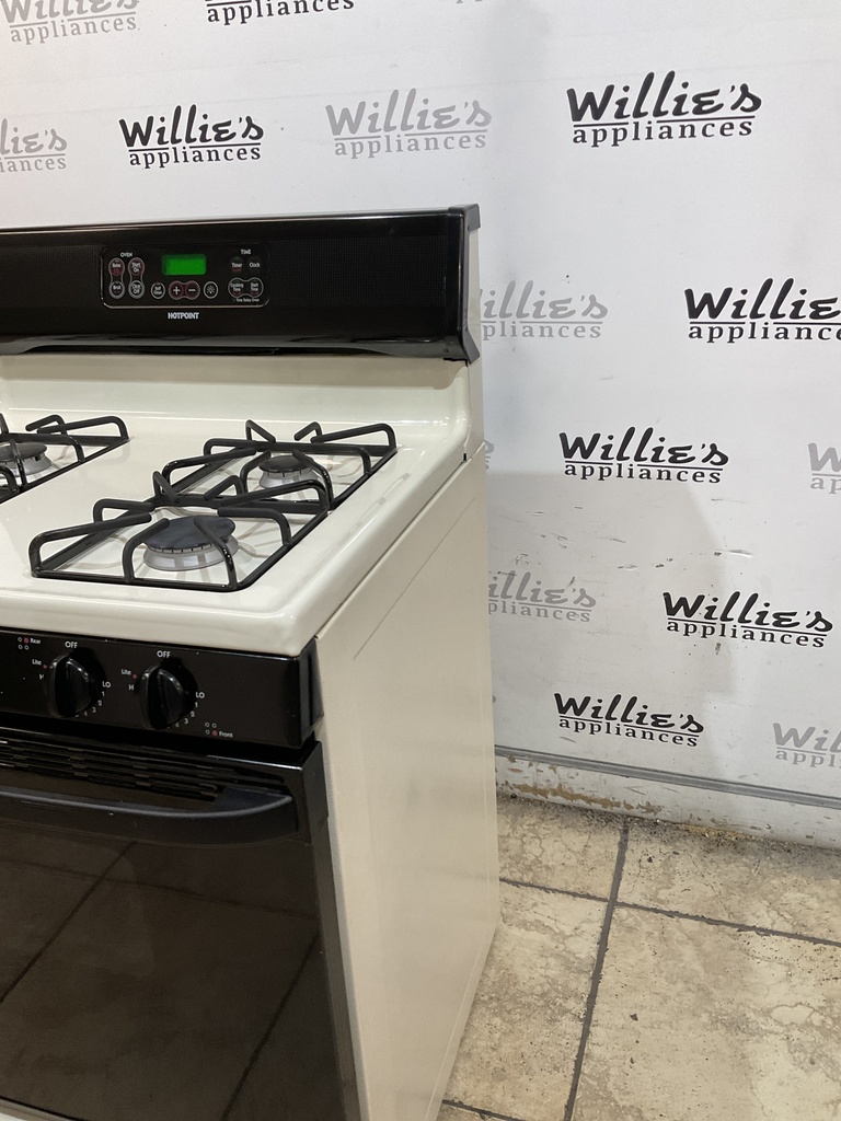 Hotpoint Natural Gas Stove 30inches (Bisque/black) 