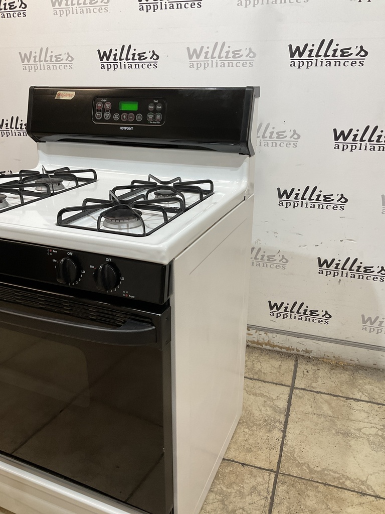 Hotpoint Gas Propane Stove 30inches (white/Black) 
