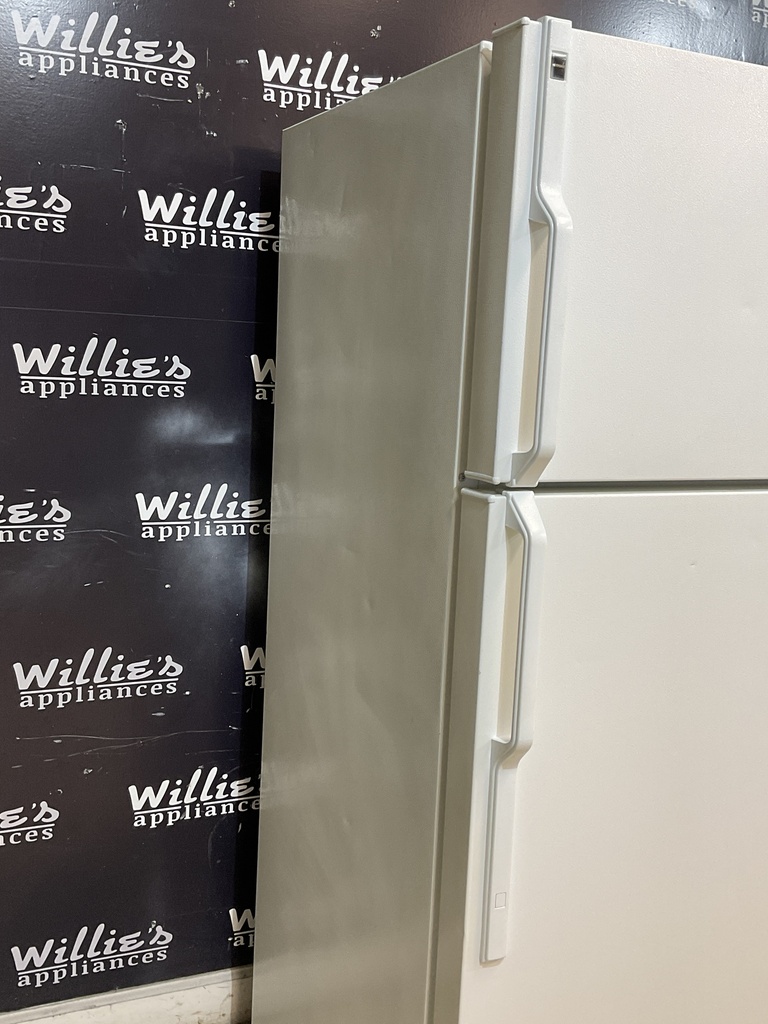 Ge Refrigerator Top and Bottom 28x64 1/2” (White) 