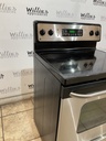 Ge Electric Stove 220volts (40/50 AMP) 30inches {3 prong} (Stainless steel)