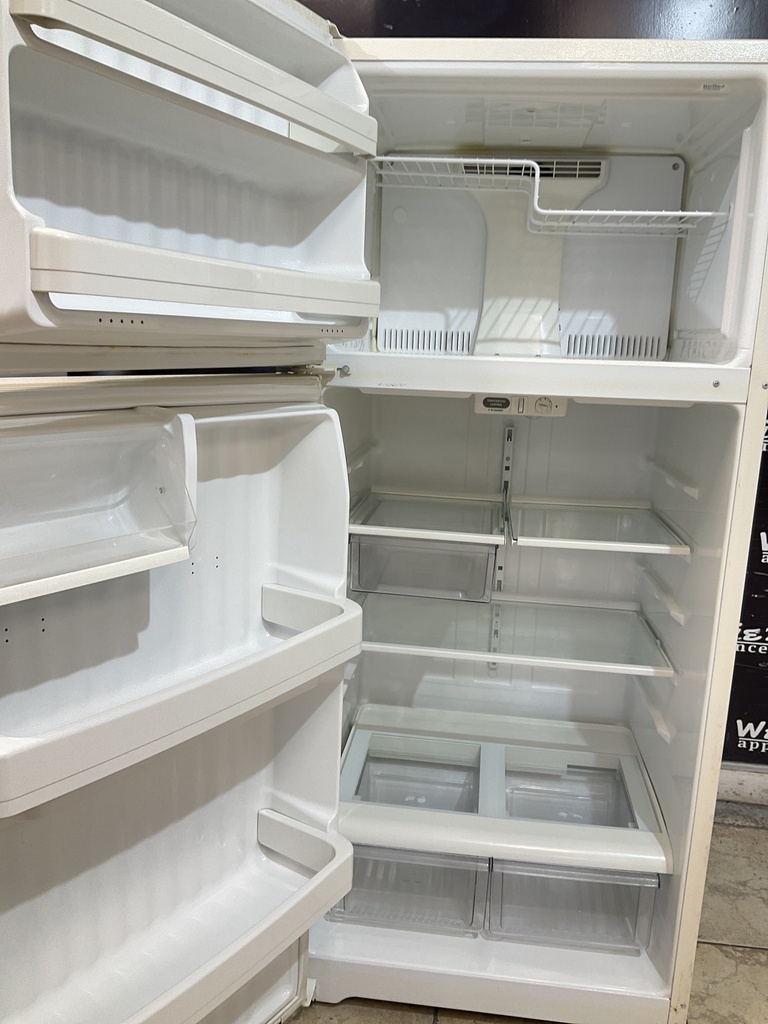 Hotpoint Refrigerator Top and Bottom 28x64 1/2” (White) 
