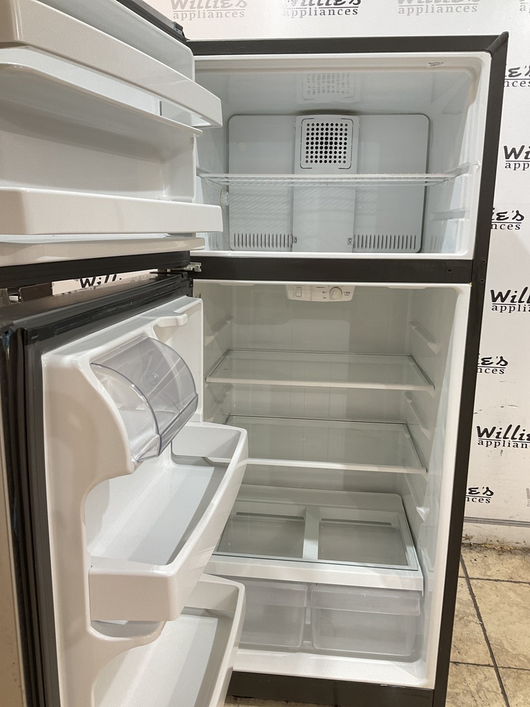 Ge Refrigerator Top and Bottom 28x64 1/2” (Stainless Steel) 
