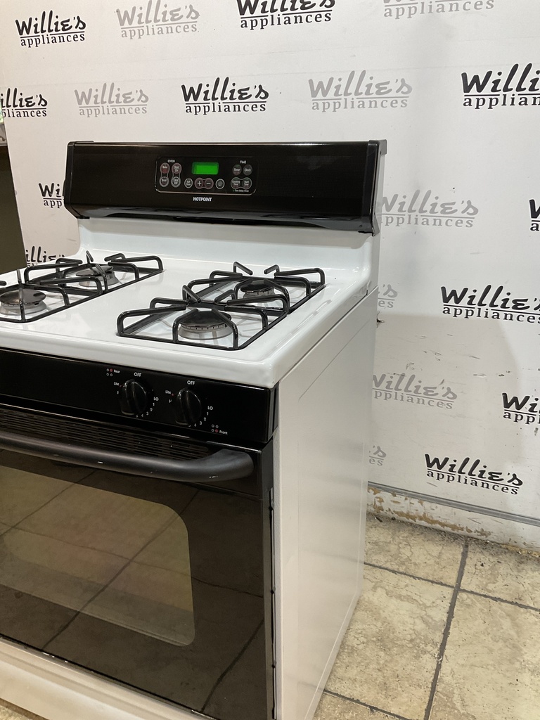 Hotpoint Natural Gas Stove 30inches (White/Black) 