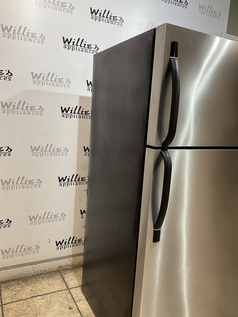 Frigidaire Refrigerator Top and Bottom 30x65 1/2” (Stainless Steel) 