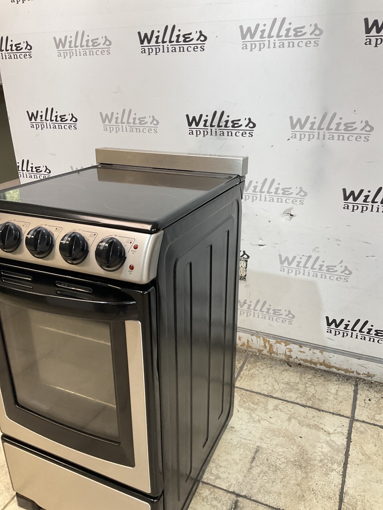 Summit Electric Stove 220volts (40/50 AMP) 20inches {4 prong} (Stainless steel) 