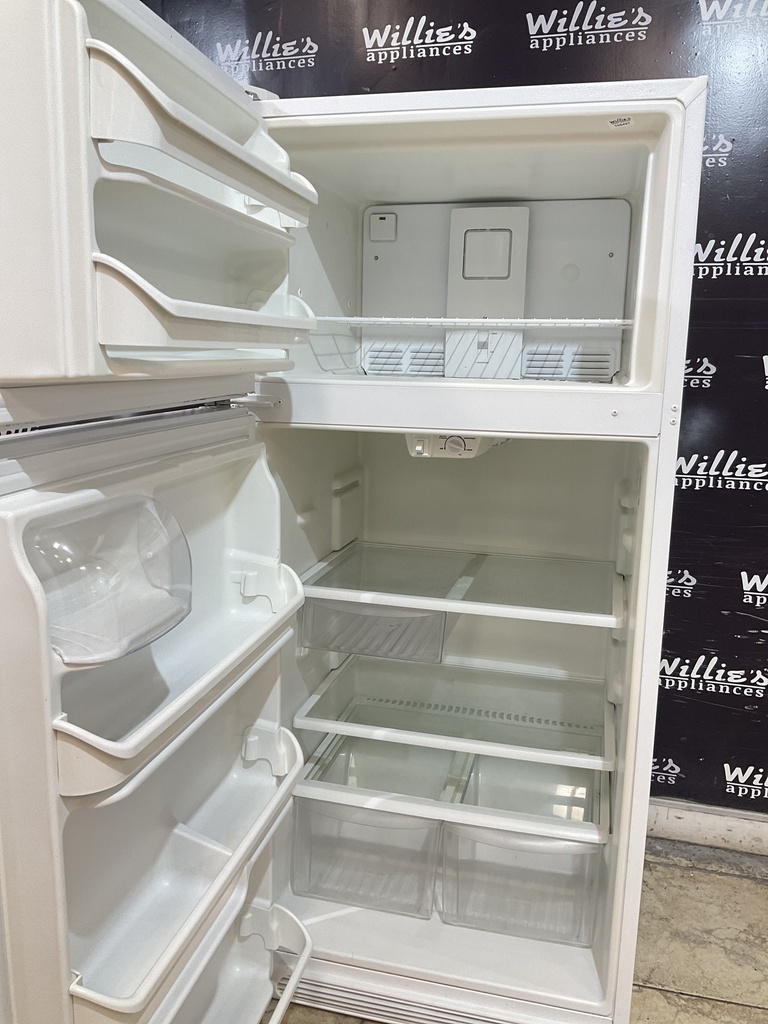 White Westinghouse Refrigerator Top and Bottom 30x66 1/2” (White) 