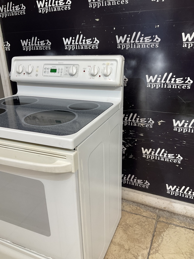 Ge Electric Stove 220volts (40/50 AMP) 30inches {no cord} (White) 