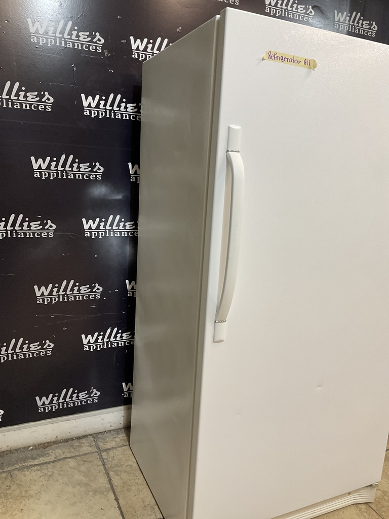 Frigidaire Refrigerator Single Door 32x65” (White)